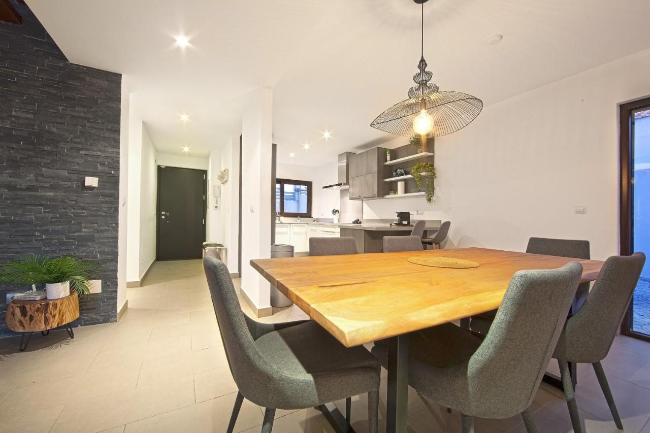 Modern Villa Close To Costabella Beach Marbella Ngoại thất bức ảnh