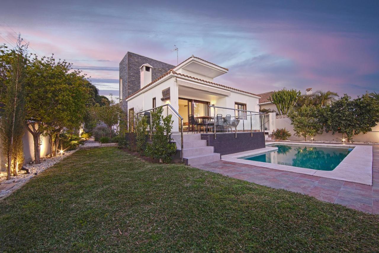 Modern Villa Close To Costabella Beach Marbella Ngoại thất bức ảnh